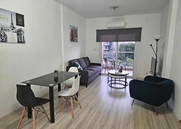 Takelena Apartments